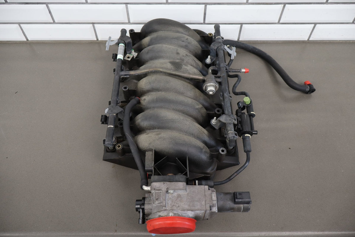 2001-2004 Chevrolet LS1 5.7L Intake Manifold W/ Fueling, Throttle Body