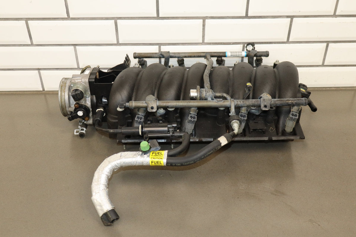 2001-2004 Chevrolet LS1 5.7L Intake Manifold W/ Fueling, Throttle Body