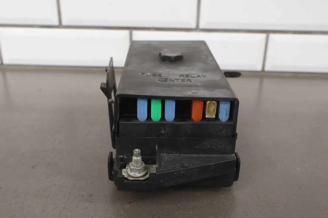 2001 - 2004 Chevy C5 Corvette Dash Cabin Interior Distribution Fuse Relay Box