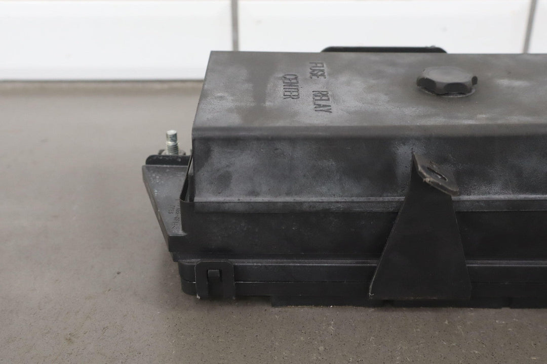 2001 - 2004 Chevy C5 Corvette Dash Cabin Interior Distribution Fuse Relay Box