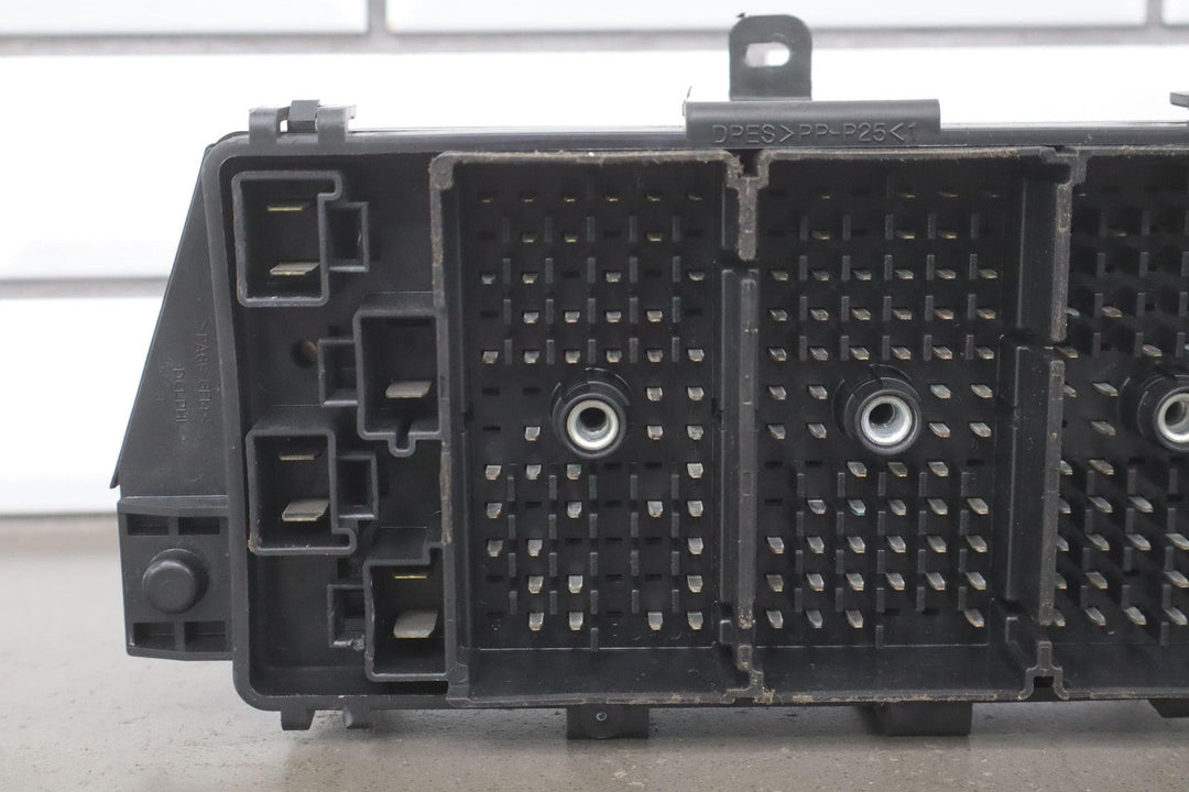 2001 - 2004 Chevy C5 Corvette Dash Cabin Interior Distribution Fuse Relay Box