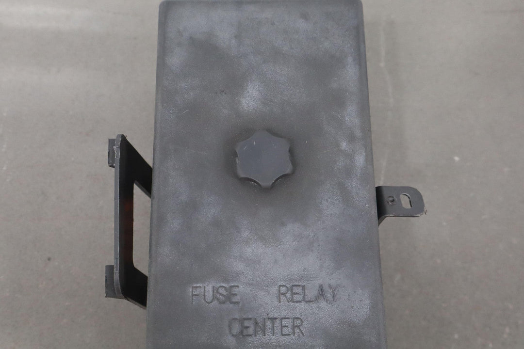 2001 - 2004 Chevy C5 Corvette Dash Cabin Interior Distribution Fuse Relay Box