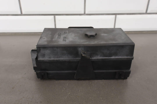 2001 - 2004 Chevy C5 Corvette Dash Cabin Interior Distribution Fuse Relay Box