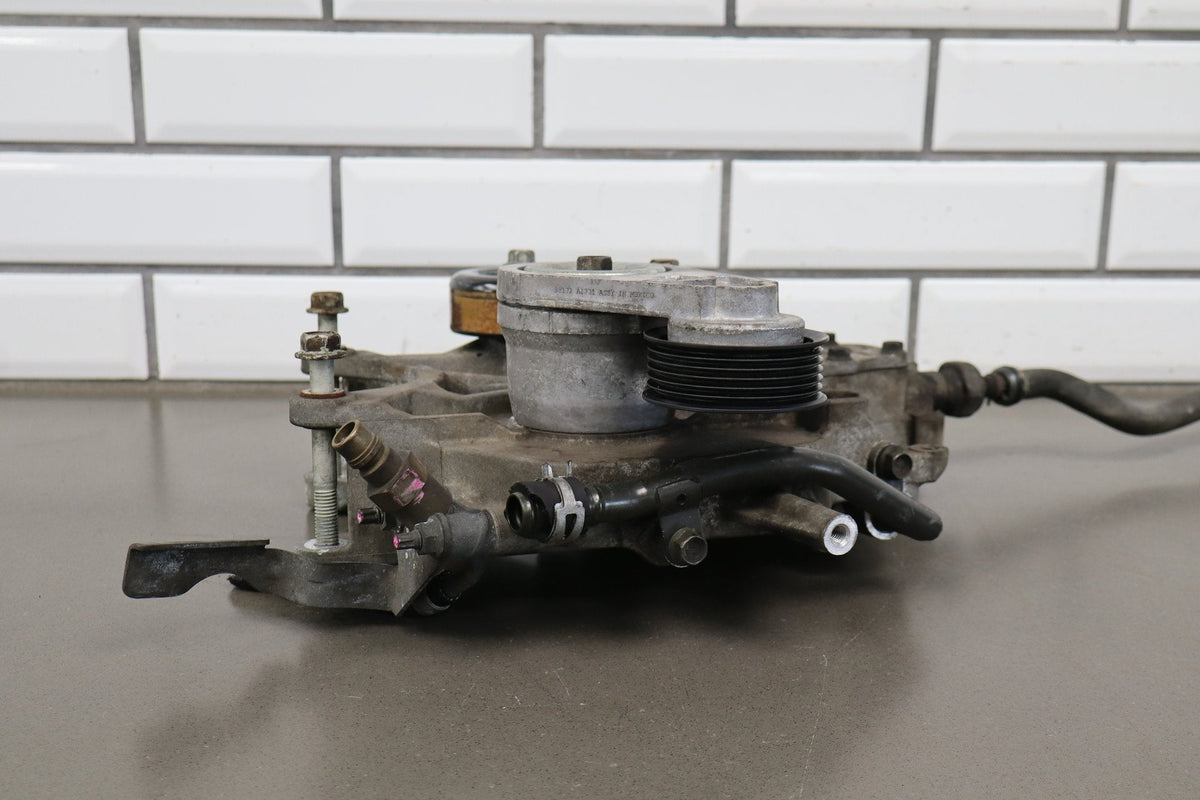 2001-2004 Chevy GMC 3500 6.6 Duramax LB7 Alternator Bracket 897288626 OEM