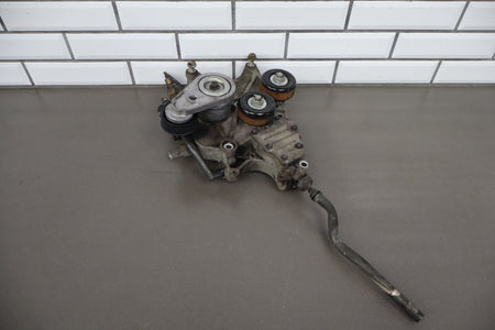 2001-2004 Chevy GMC 3500 6.6 Duramax LB7 Alternator Bracket 897288626 OEM