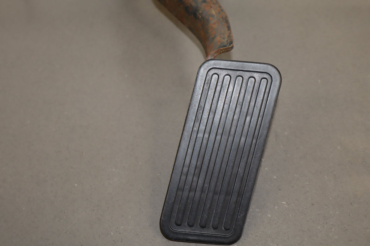 2001-2005 Chevy GMC Duramax Lb7-Lly Accelerator Pedal Assembly Complete OEM
