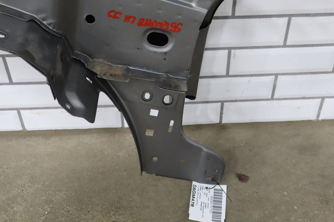 2001 - 2005 GMC Yukon Denali Left Fender 19168845 Steel Gray (16U)