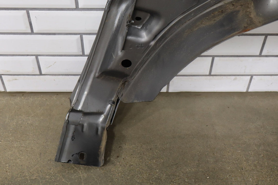 2001 - 2005 GMC Yukon Denali Left Fender 19168845 Steel Gray (16U)