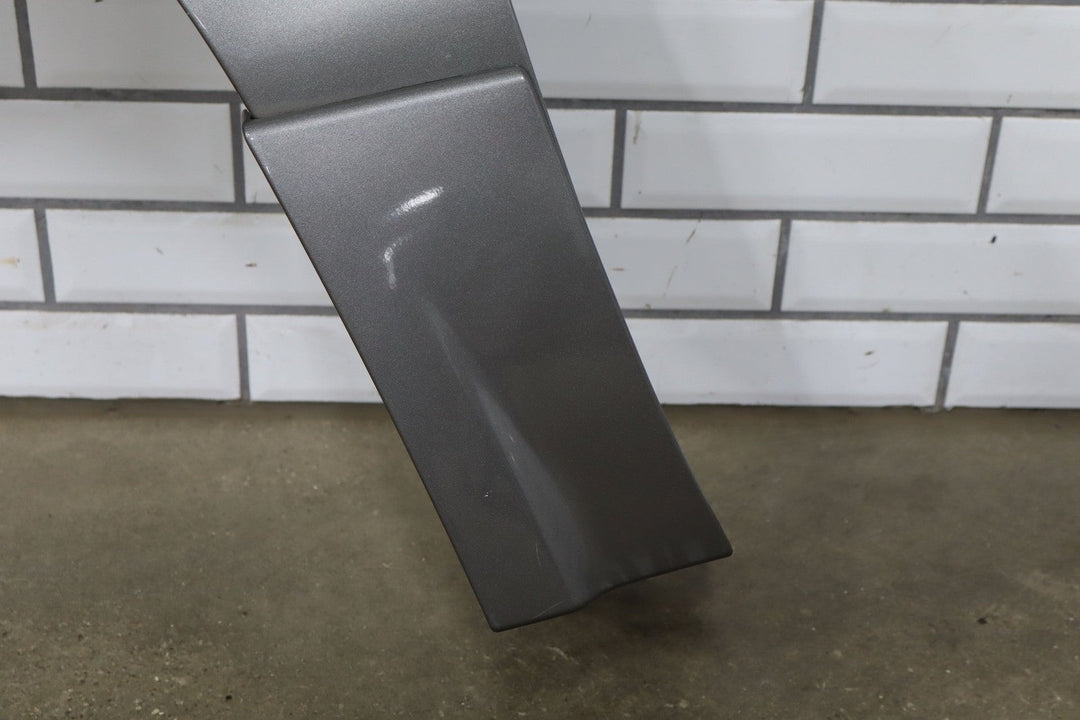 2001 - 2005 GMC Yukon Denali Left Fender 19168845 Steel Gray (16U)