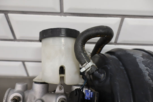 2001 - 2005 Mazda Miata NB Base Model (15" Wheels W/O ABS) Power Brake Booster