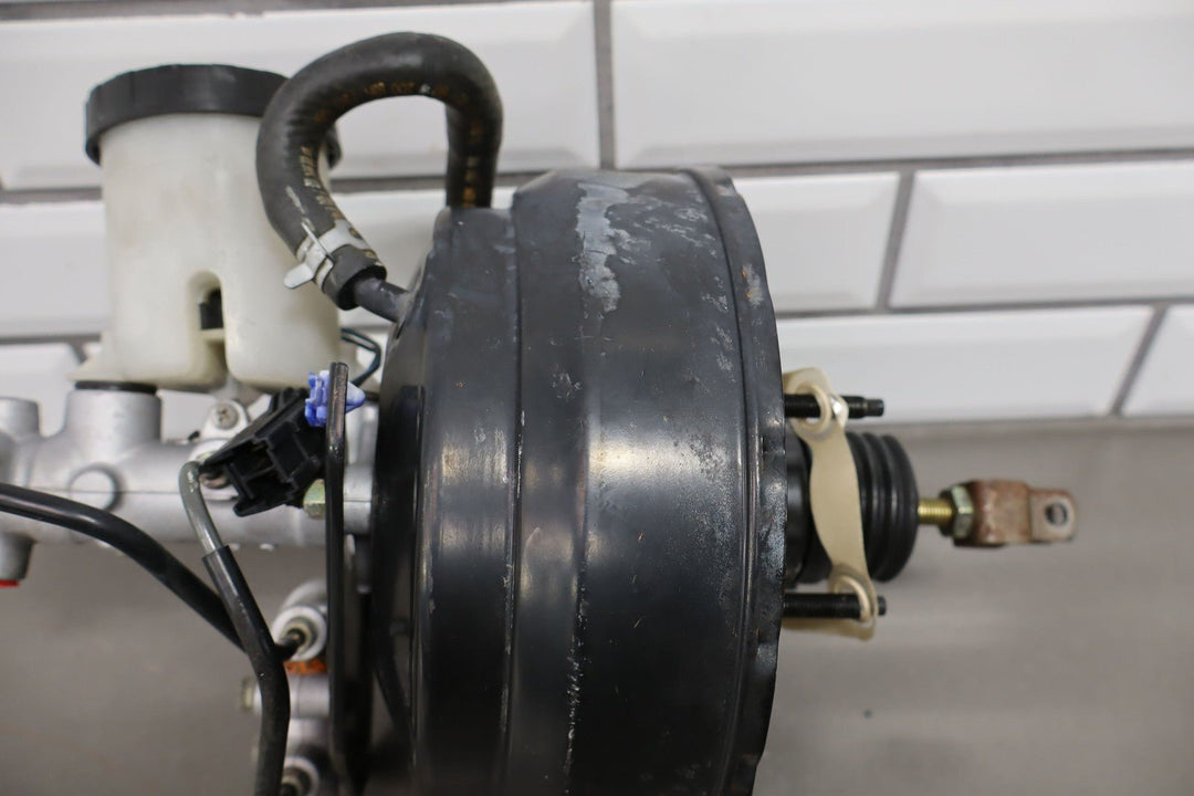 2001 - 2005 Mazda Miata NB Base Model (15" Wheels W/O ABS) Power Brake Booster