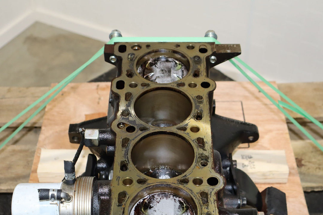 2001 - 2005 Mazda Miata NB Base Model 1.8L 4 Cylinder Rotating Short Block