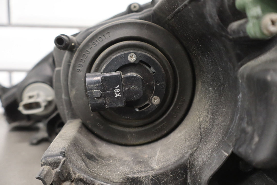 2001 - 2005 Mazda Miata NB Right RH Passenger Headlight Lamp