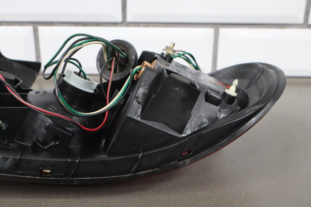 2001 - 2005 Mazda MX - 5 Miata Left Tail Light N06651160 *1 Crack*