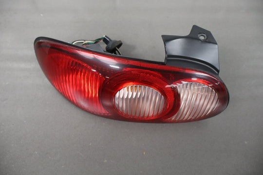 2001 - 2005 Mazda MX - 5 Miata Left Tail Light N06651160 *1 Crack*