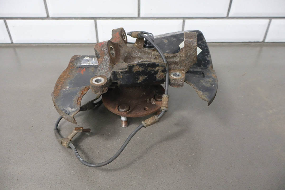 2001 - 2005 Mazda MX - 5 Miata Mazdaspeed Right Front Spindle NE4533021