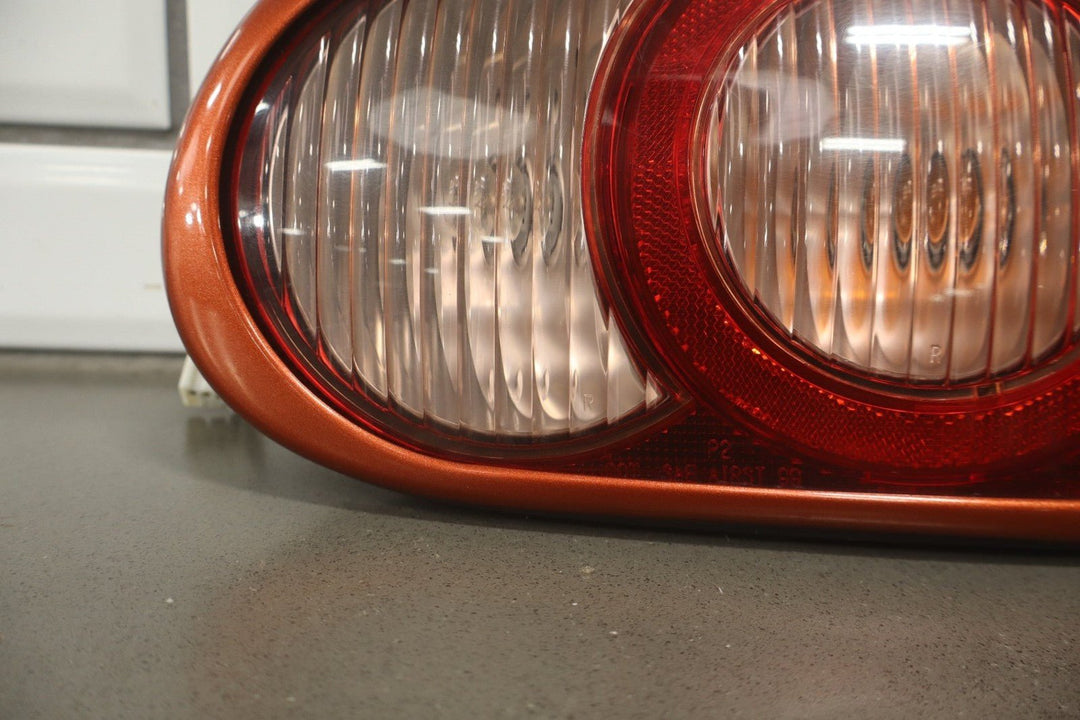 2001 - 2005 Mazda MX - 5 Miata Right Tail Light N06651150 *Lave Orange Mica Trim*