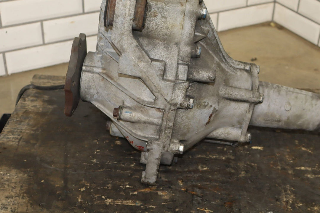2001 - 2006 Cadillac Escalade AWD 3.73 Front Differential Assembly 15839874