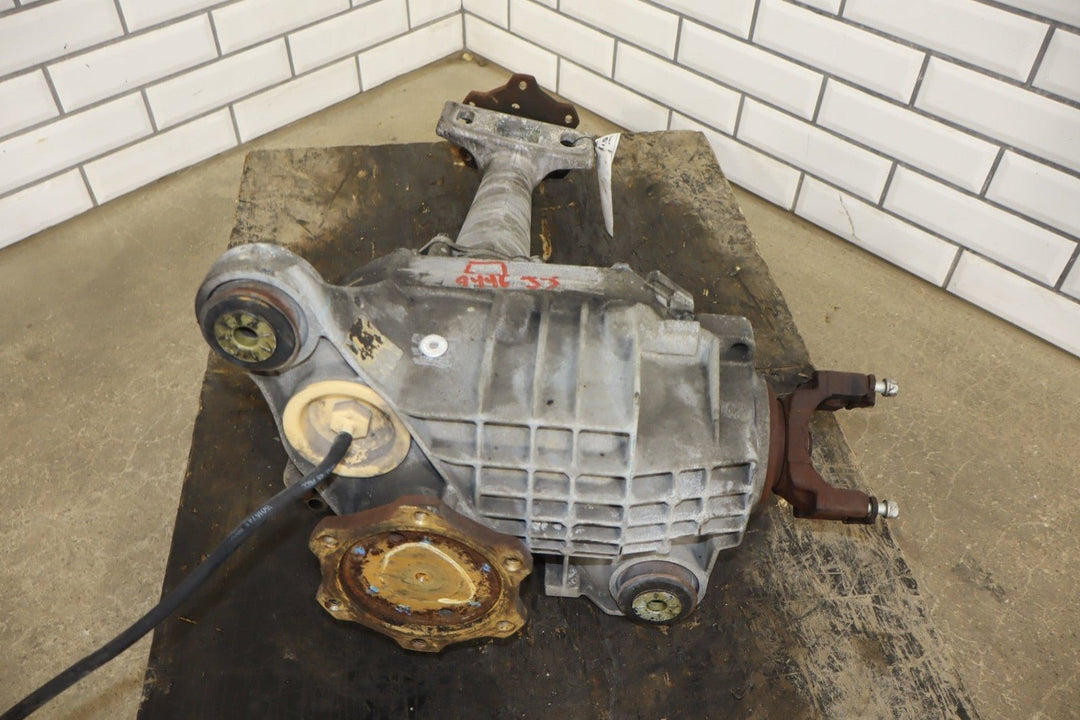 2001 - 2006 Cadillac Escalade AWD 3.73 Front Differential Assembly 15839874