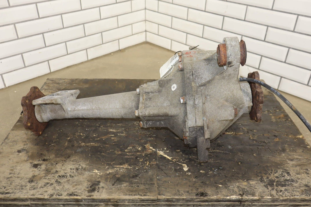 2001 - 2006 Cadillac Escalade Yukon Denali AWD Front Differential 3.73 Ratio