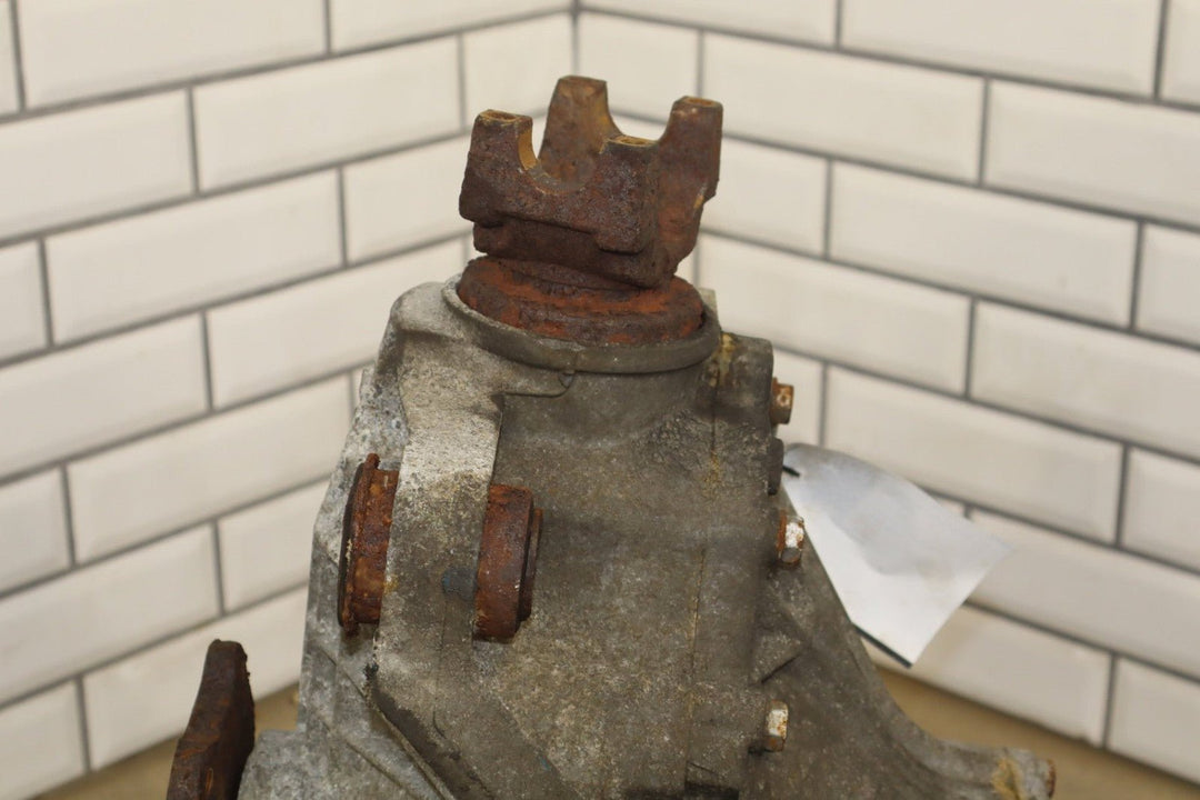 2001 - 2006 Cadillac Escalade Yukon Denali AWD Front Differential 3.73 Ratio