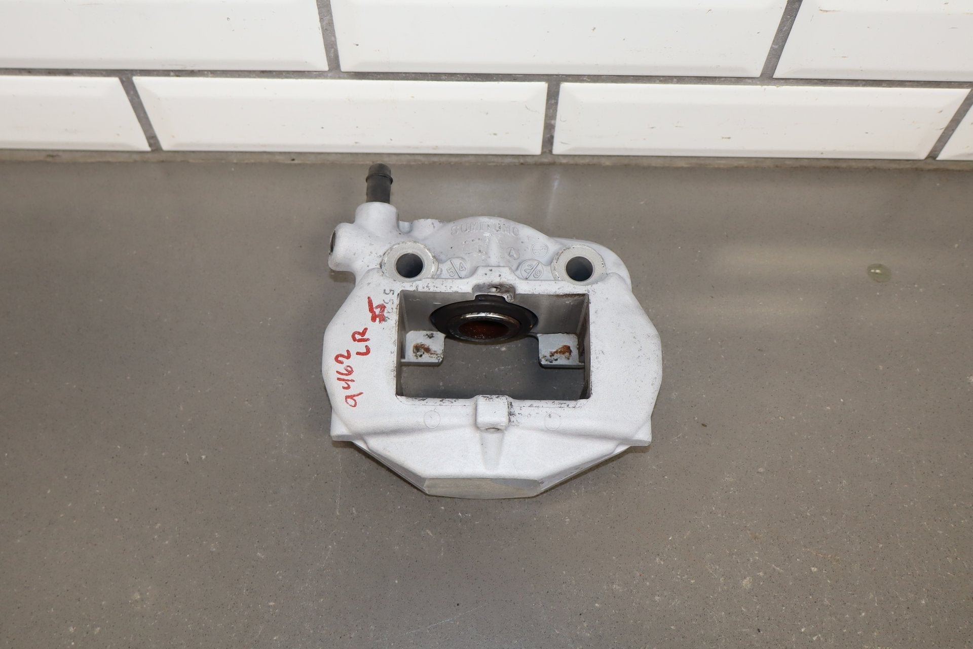 2001-2006 Lexus LS430 Pair- Rear Calipers