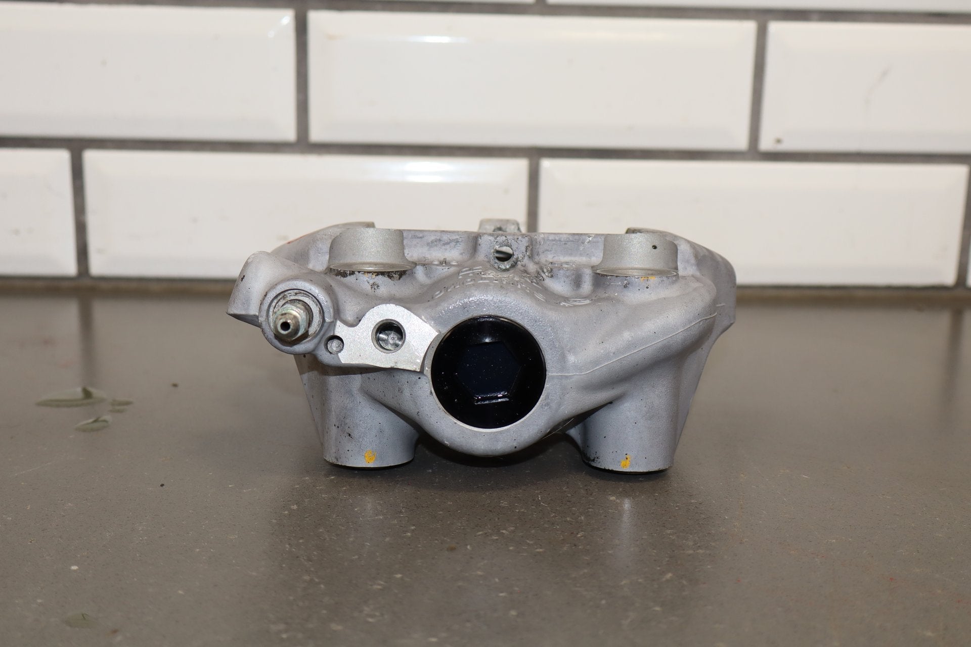 2001-2006 Lexus LS430 Pair- Rear Calipers