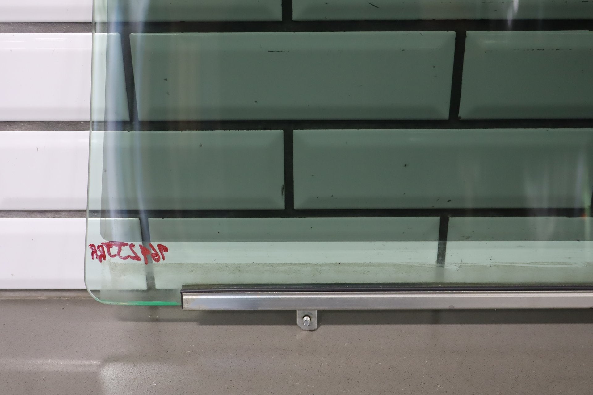 2001-2006 Lexus LS430 Right Rear Door Window OEM