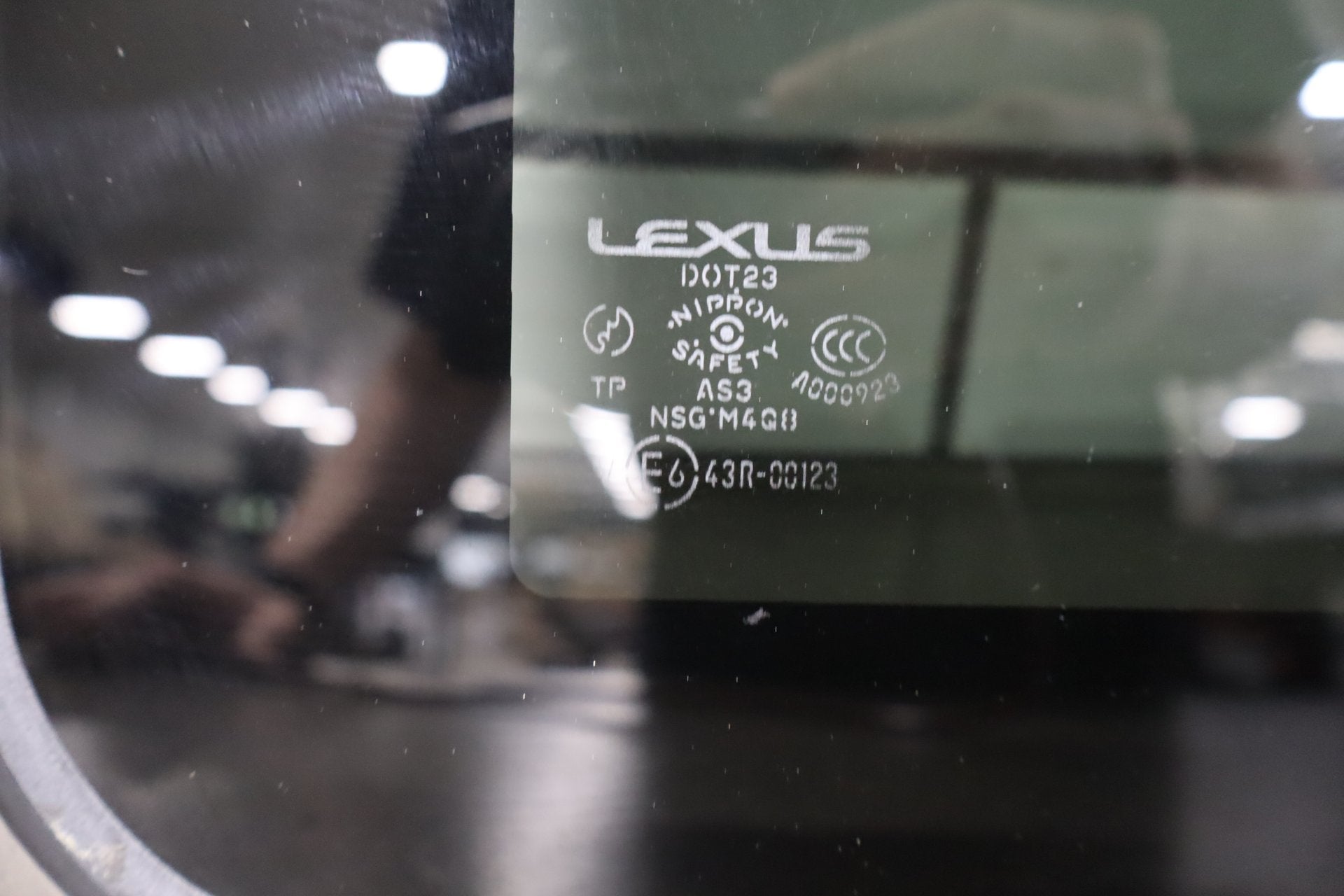 2001-2006 Lexus LS430 Sunroof Roof Glass OEM
