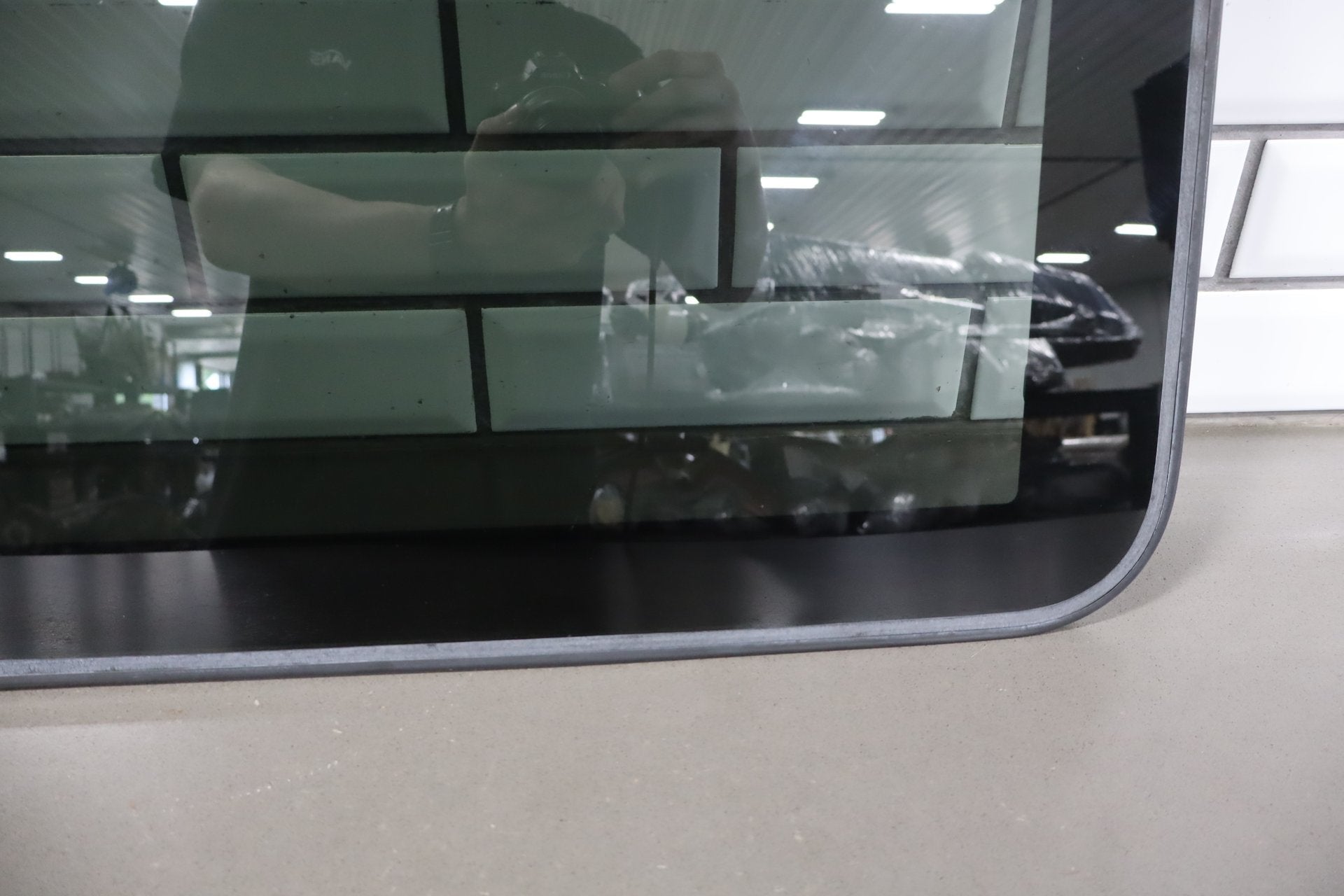 2001-2006 Lexus LS430 Sunroof Roof Glass OEM