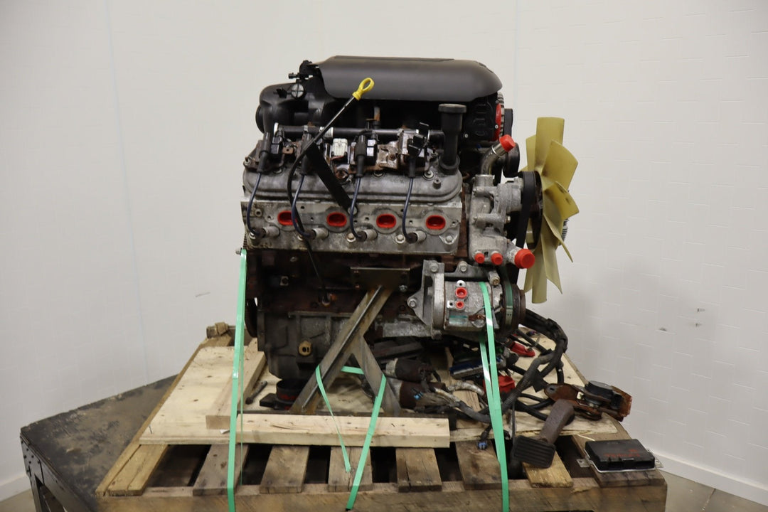 2001 - 2007 Chevrolet 6.0L LQ4 LSX Engine Dropout Swap W/ Accessories 150650 Miles