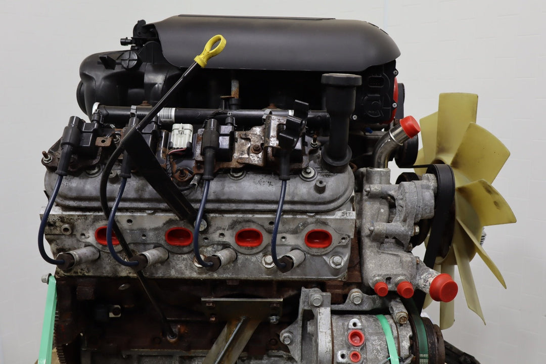 2001 - 2007 Chevrolet 6.0L LQ4 LSX Engine Dropout Swap W/ Accessories 150650 Miles