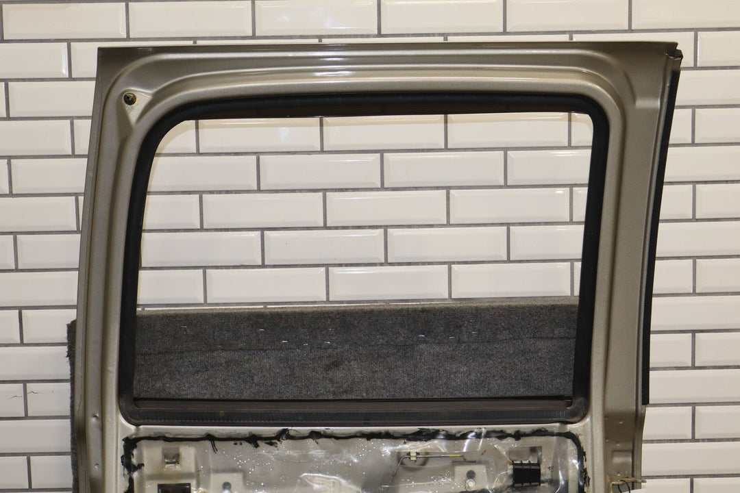 2001 - 2007 GMC Sierra Silverado 2500HD Crew Cab Left Rear Door