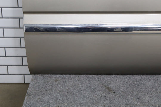 2001 - 2007 GMC Sierra Silverado 2500HD Crew Cab Right Rear Door