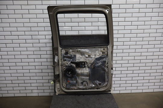 2001 - 2007 GMC Sierra Silverado 2500HD Crew Cab Right Rear Door