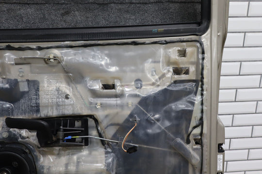 2001 - 2007 GMC Sierra Silverado 2500HD Crew Cab Right Rear Door