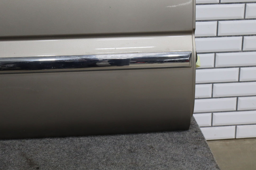 2001 - 2007 GMC Sierra Silverado 2500HD Crew Cab Right Rear Door