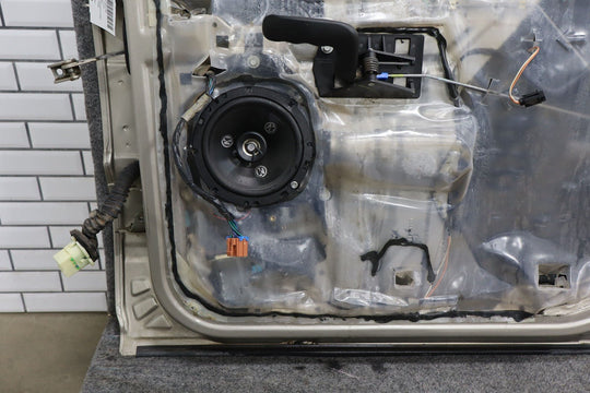 2001 - 2007 GMC Sierra Silverado 2500HD Crew Cab Right Rear Door