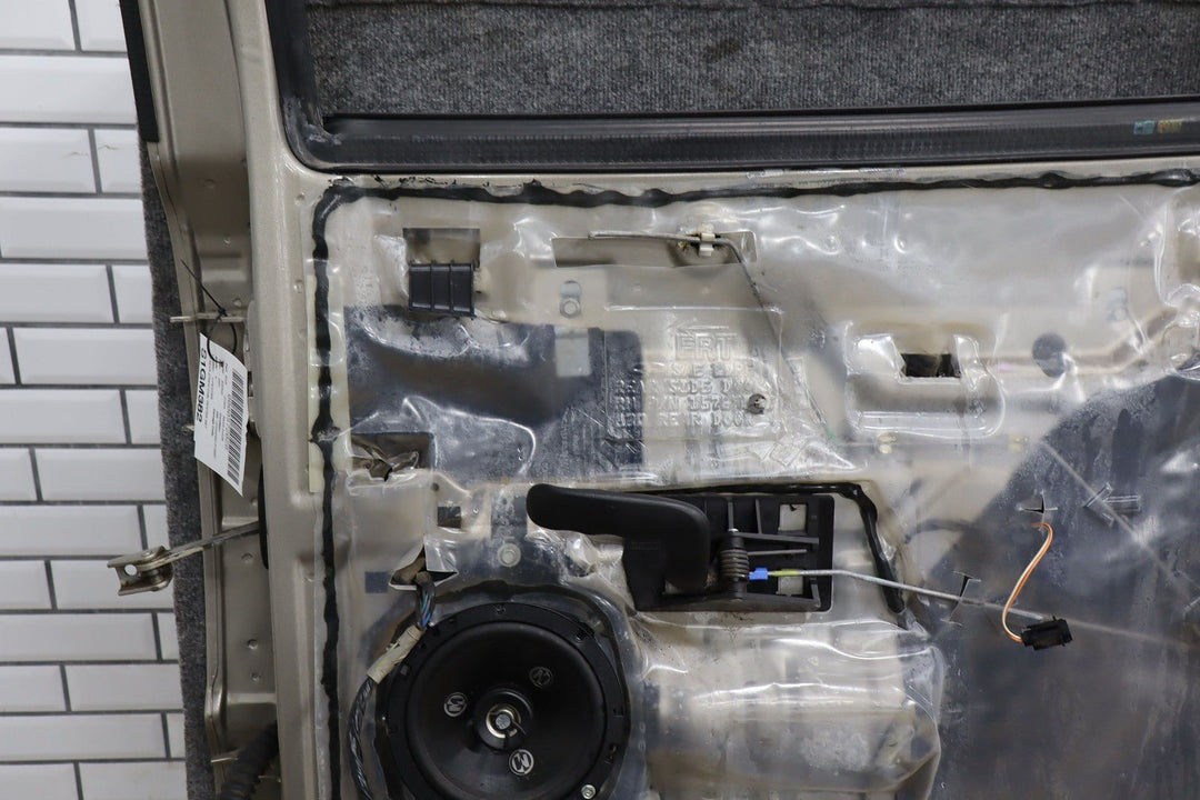 2001 - 2007 GMC Sierra Silverado 2500HD Crew Cab Right Rear Door