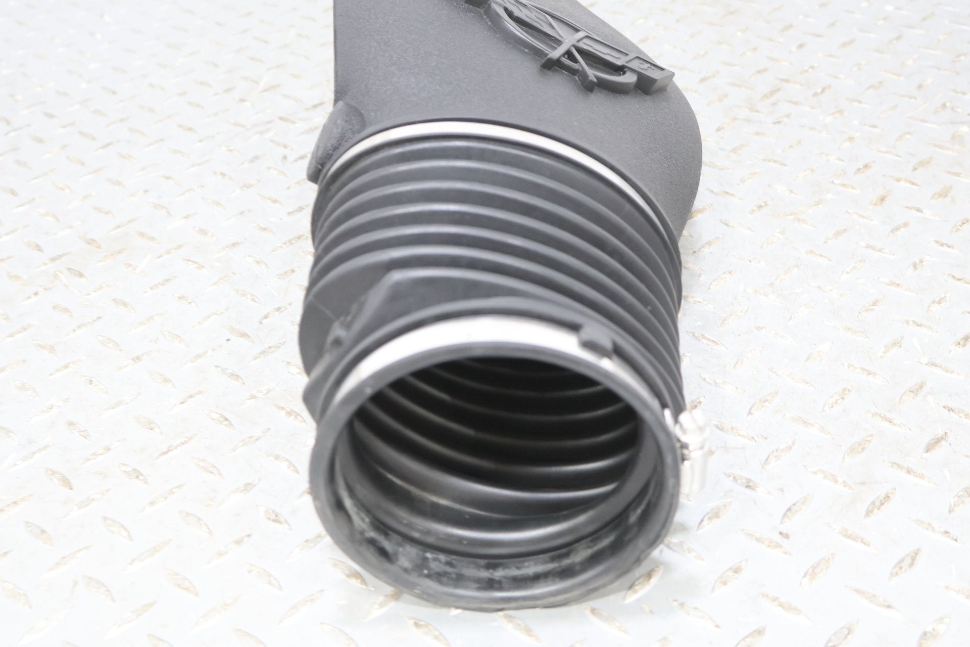 2001 Chevrolet Corvette- Air Cleaner/Box