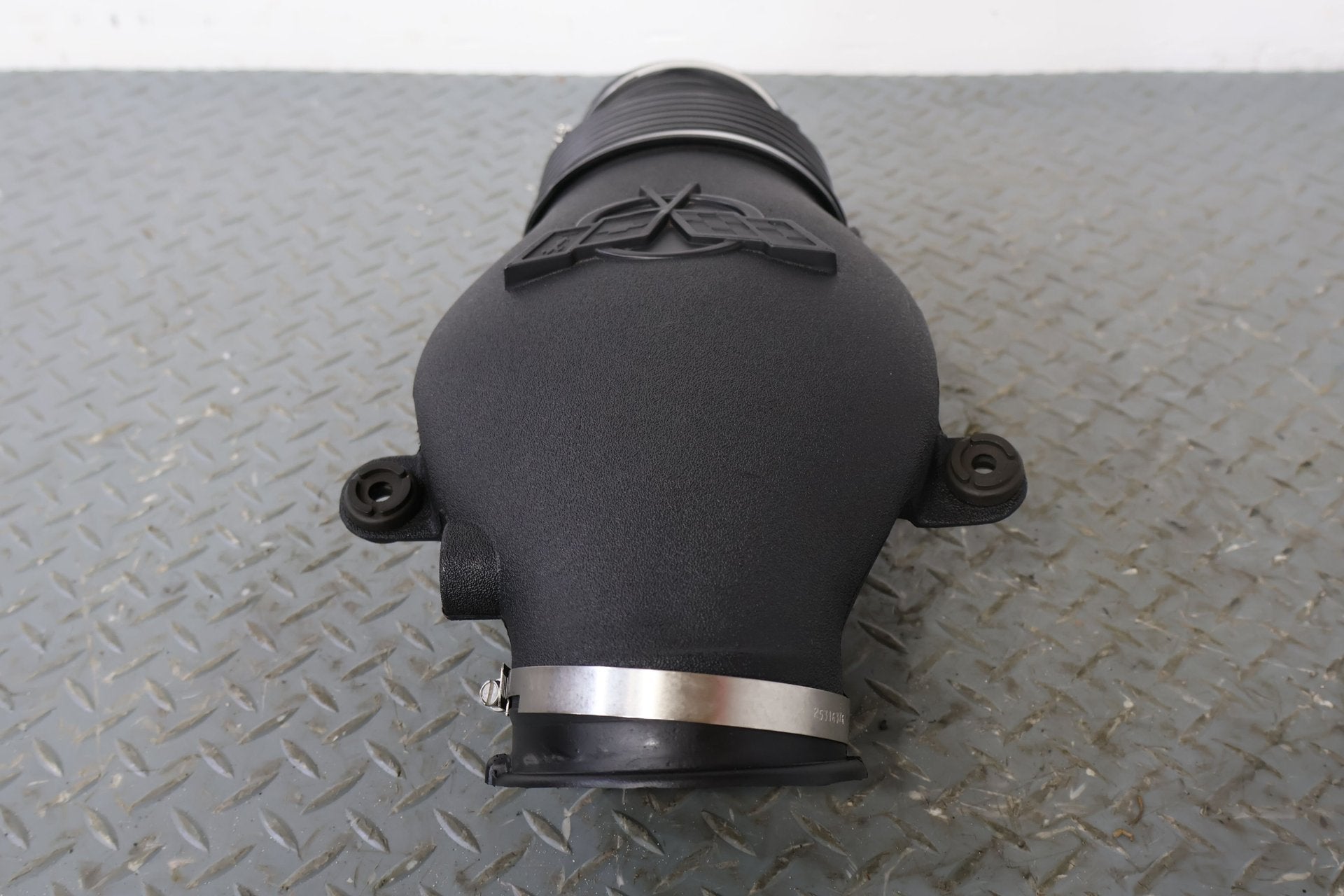 2001 Chevrolet Corvette- Air Cleaner/Box