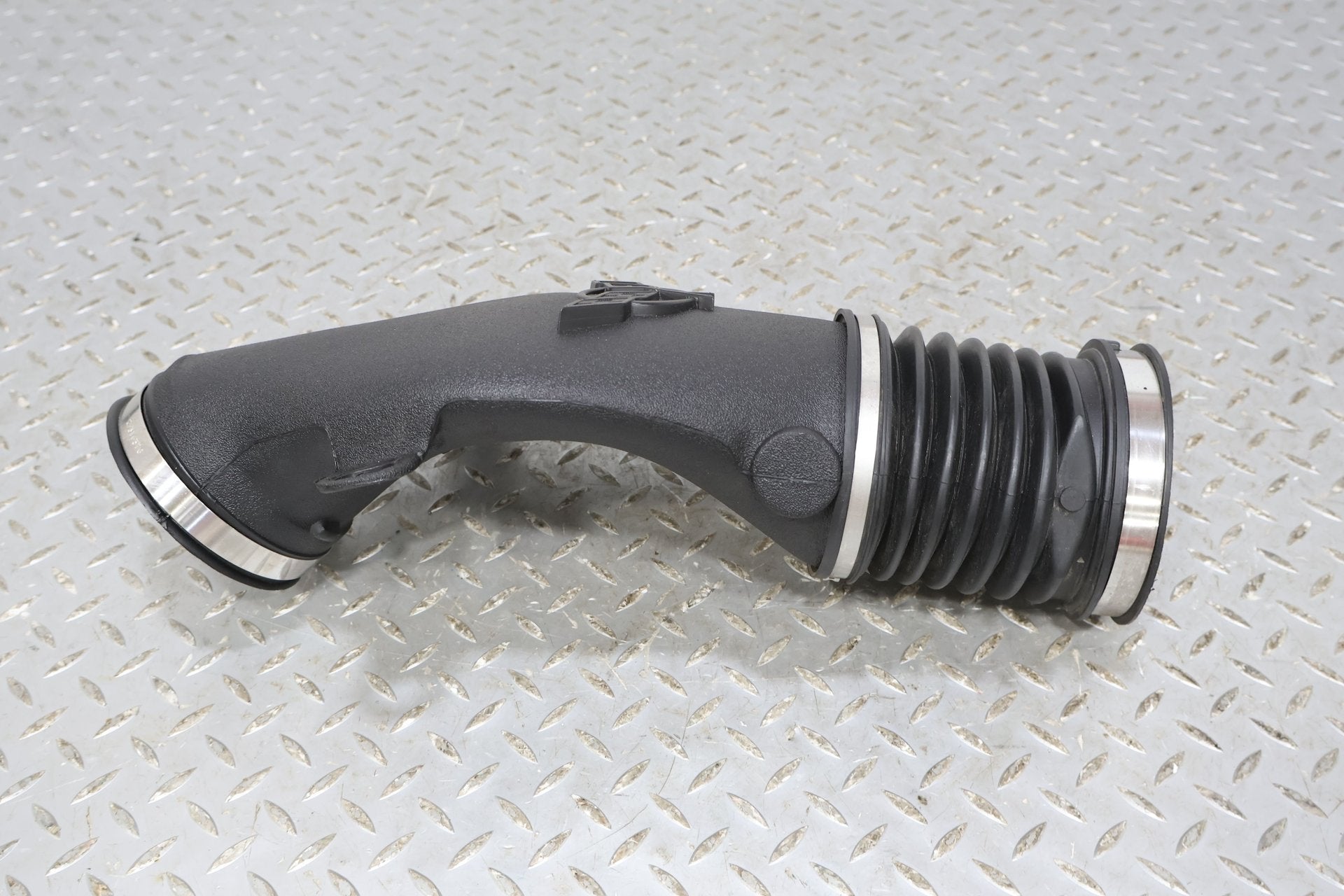 2001 Chevrolet Corvette- Air Cleaner/Box