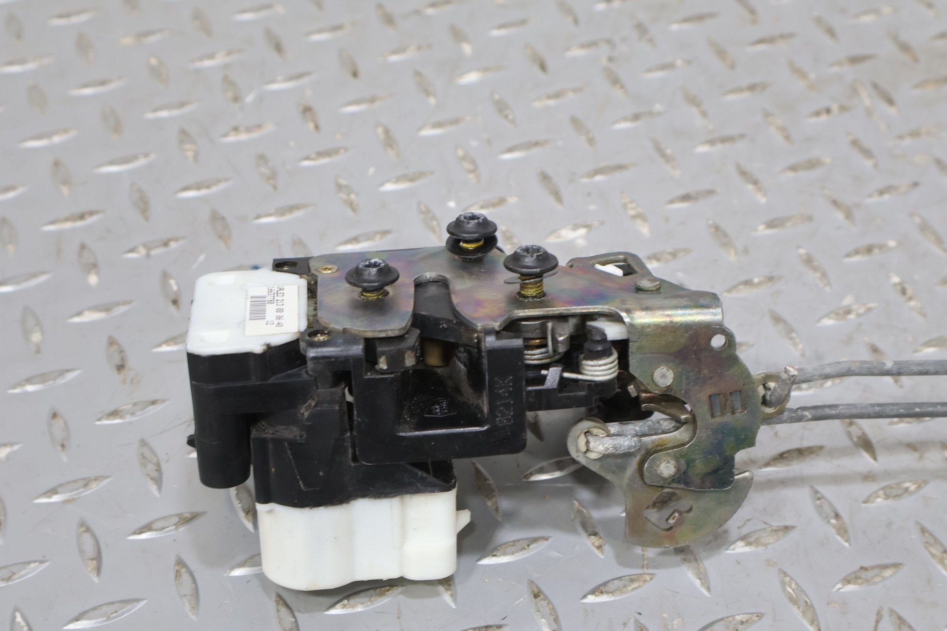 2001 Chevrolet Corvette- Right Front Door Latch
