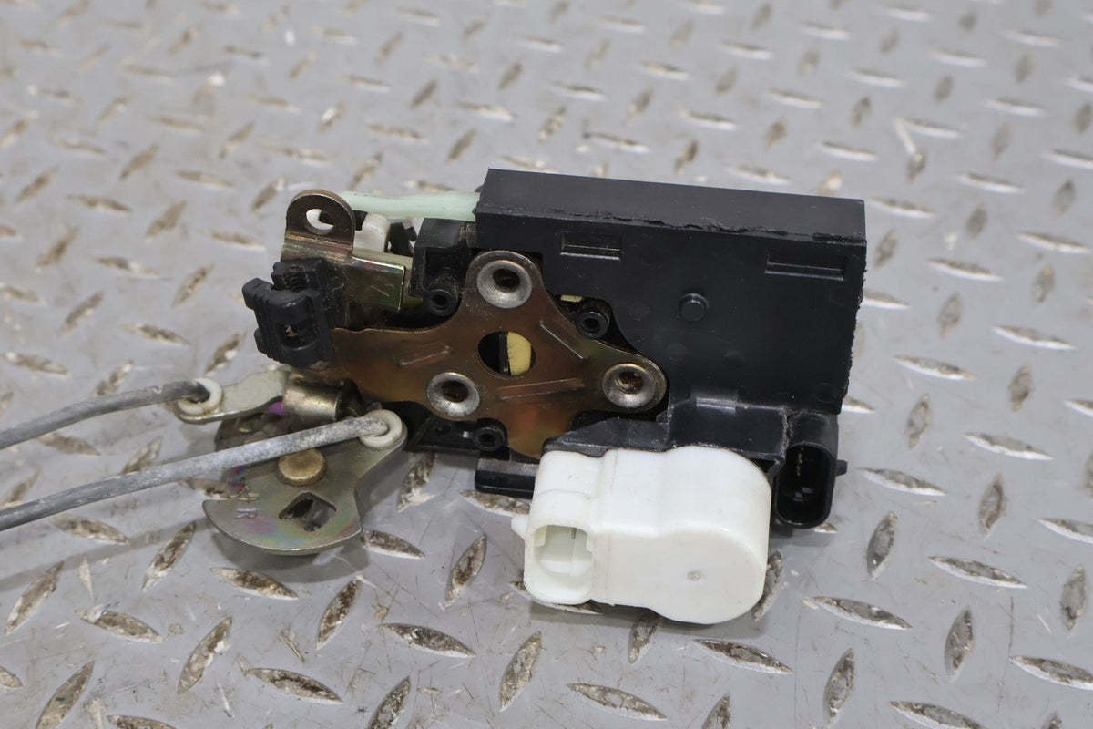 2001 Chevrolet Corvette- Right Front Door Latch