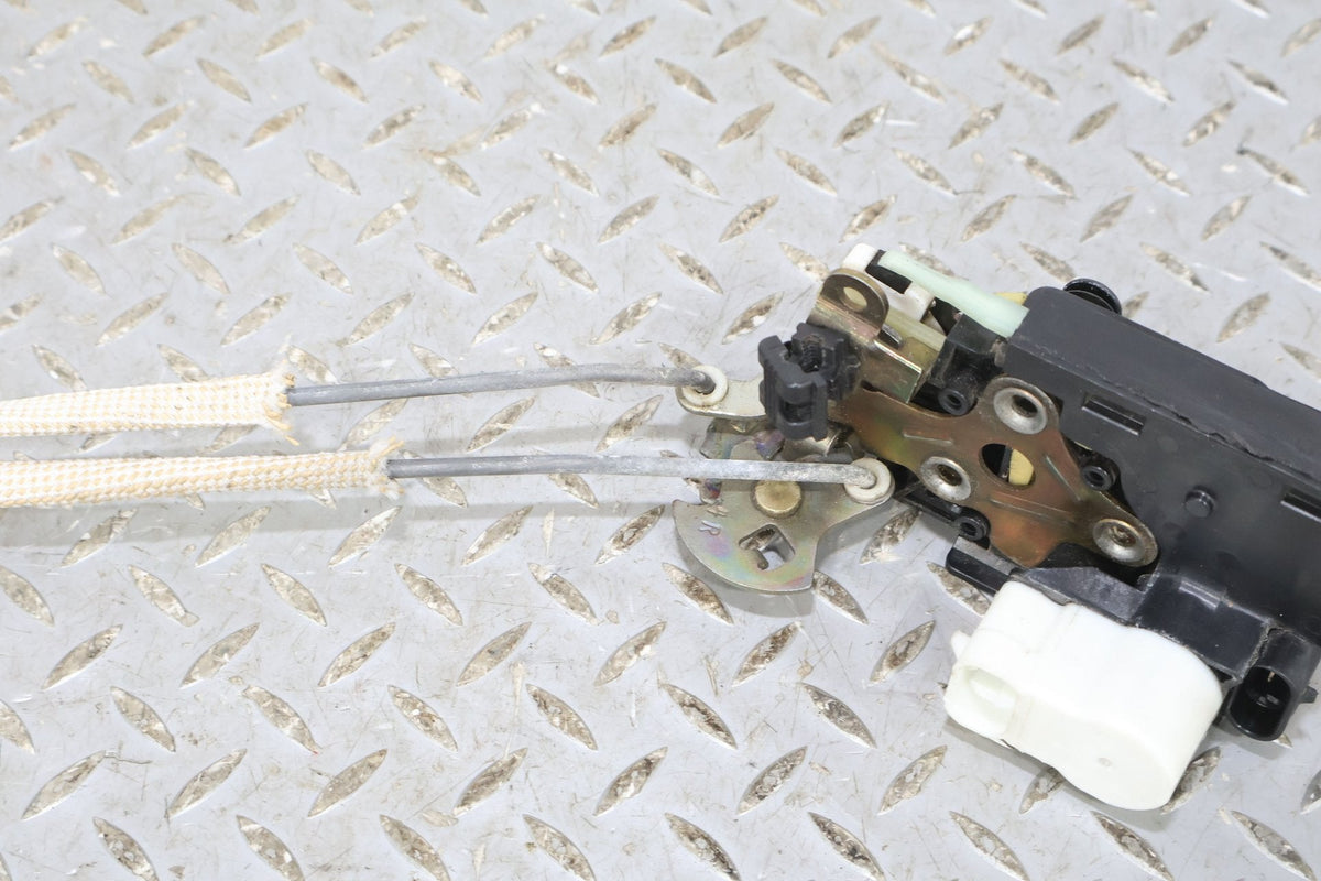 2001 Chevrolet Corvette- Right Front Door Latch