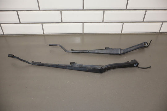 2001 Chevrolet Corvette Wiper Arm Pair