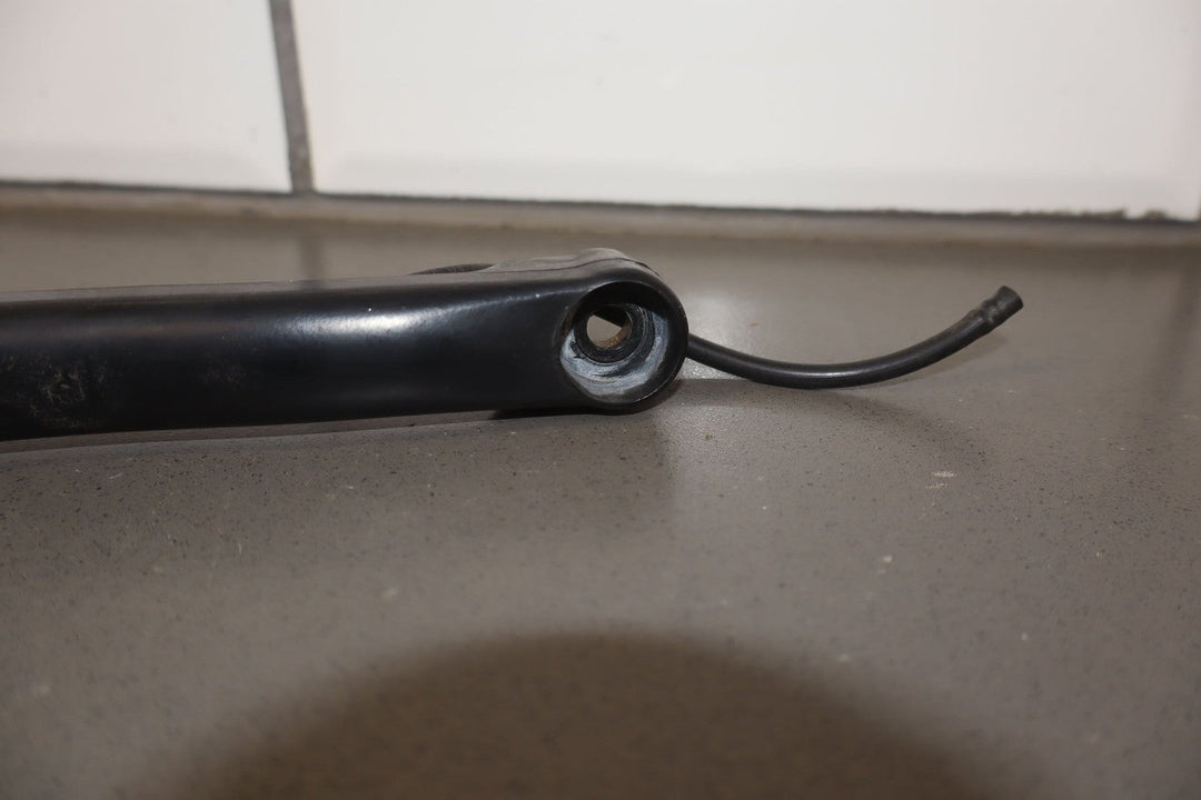 2001 Chevrolet Corvette Wiper Arm Pair