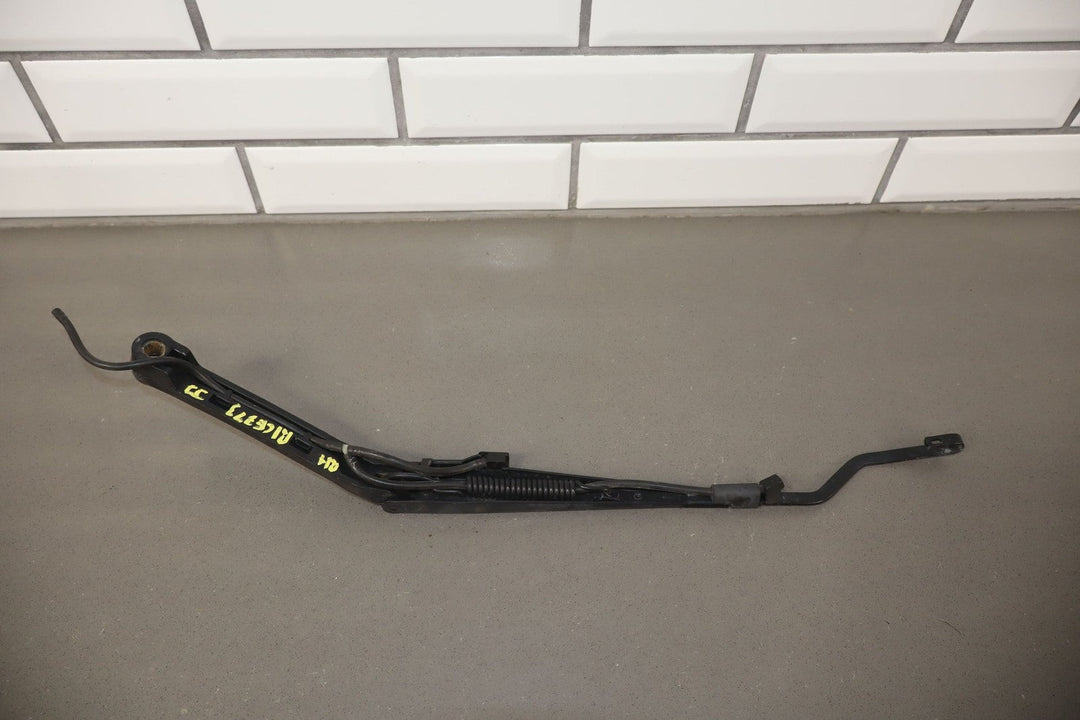 2001 Chevrolet Corvette Wiper Arm Pair