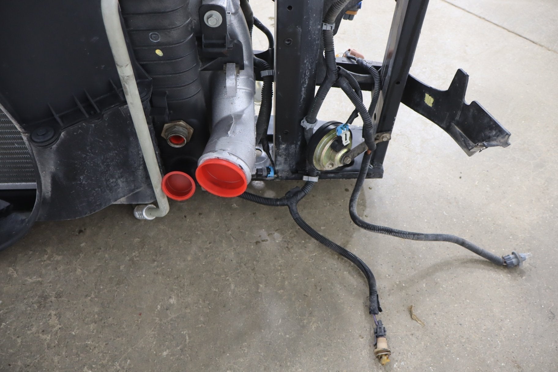 2001 Chevrolet Silverado 2500 GMT800 6.6L LB7 Diesel Radiator Core Support