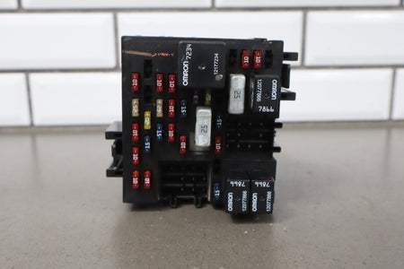 2001 Chevrolet Silverado GMT800- Cabin Fuse Box